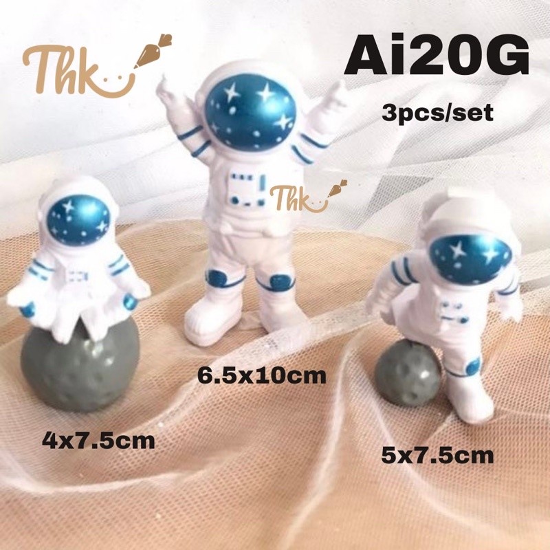 MOMBABY1 3 pcs Topper Figure Astronot hiasan kue ulang tahun anak / astronaut