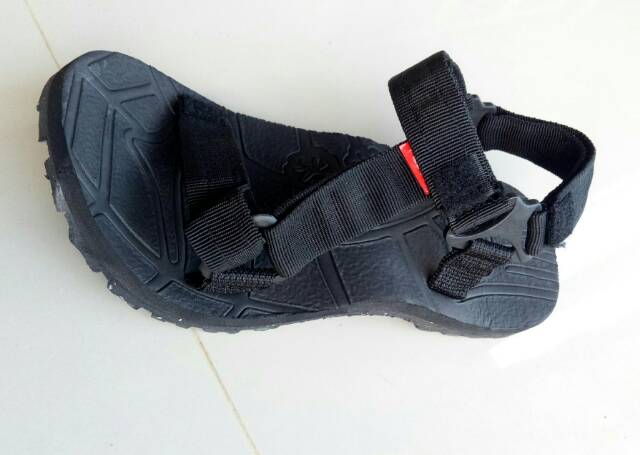 Sale Sandal Gunung