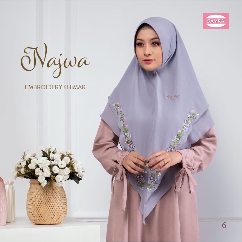 Najwa Khimar Sayra