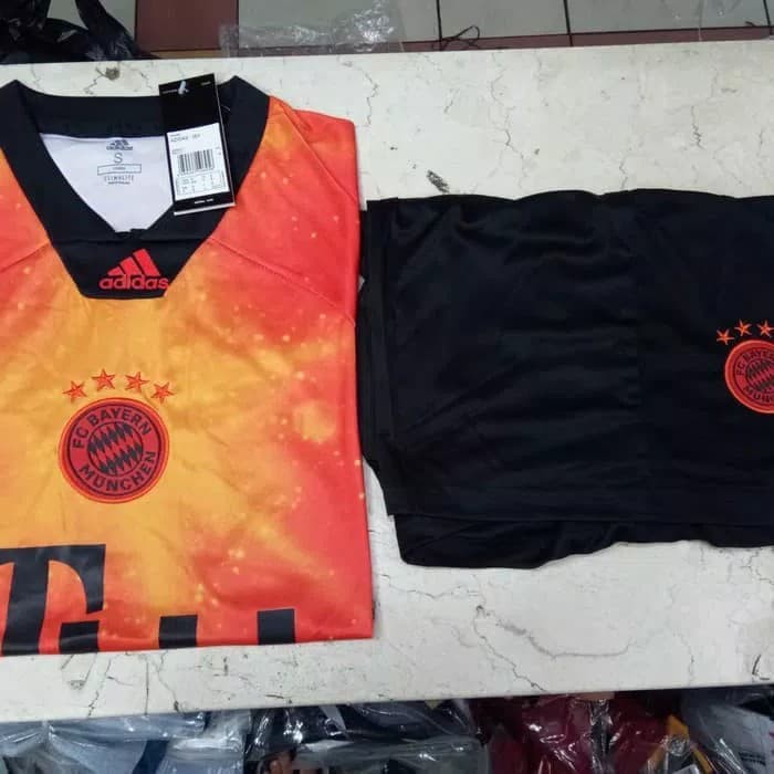 FULLSET STELAN JERSEY BOLA MUNCHEN EA SPORTS 4TH 2018/2019 GRADE ORI