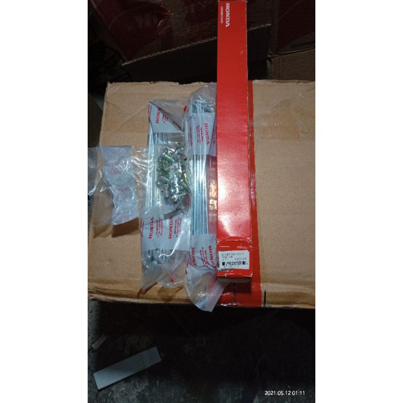 bagian depan jari jari ruji jeruji depan Honda c70 c700 c800 astrea grand prima star legenda ORI AHM