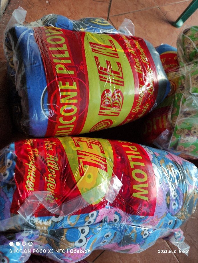 Set 1bantal 1guling Tidur Karakter Yobel