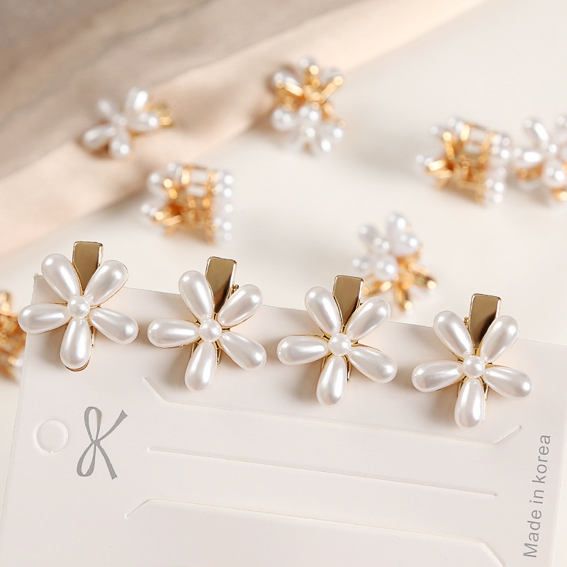 1Pcs Women Korean INS Style Five-petal Flower Imitation Pearl Hair Clip / Girls Little Daisy Sweet Cute Mini Bangs Hairpin