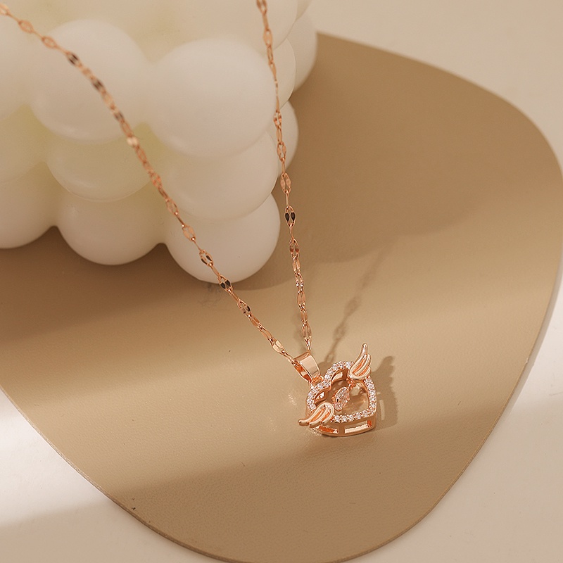 Kalung Rantai Klavikula Pendek Bentuk Hati Lapis Emas Aksen Zirkon Gaya Korea Untuk Hadiah Pasangan