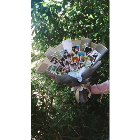 kado ultah, kado wedding, kado wisuda, buket foto polaroid
