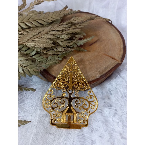 Dekorasi mahar akrilik Gunungan Wayang