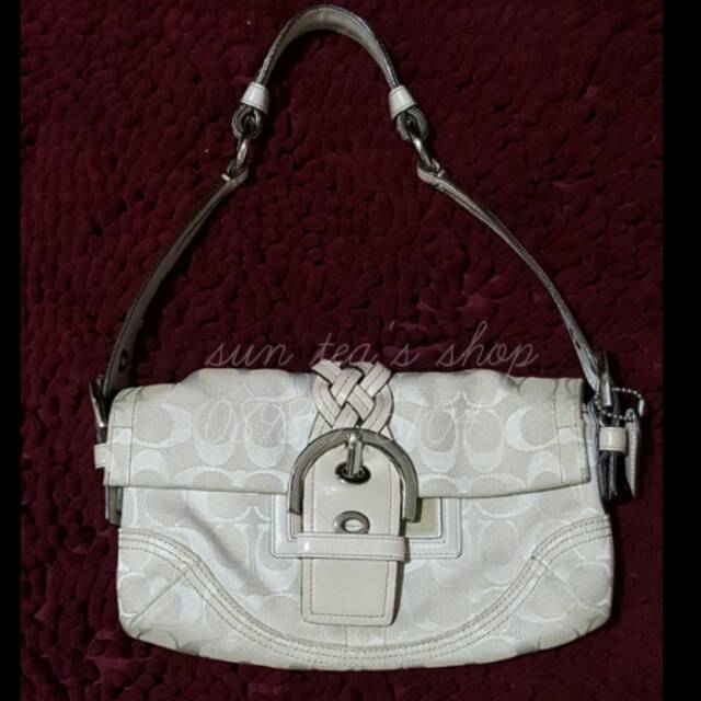 Authentic COACH Shoulder Bag.
