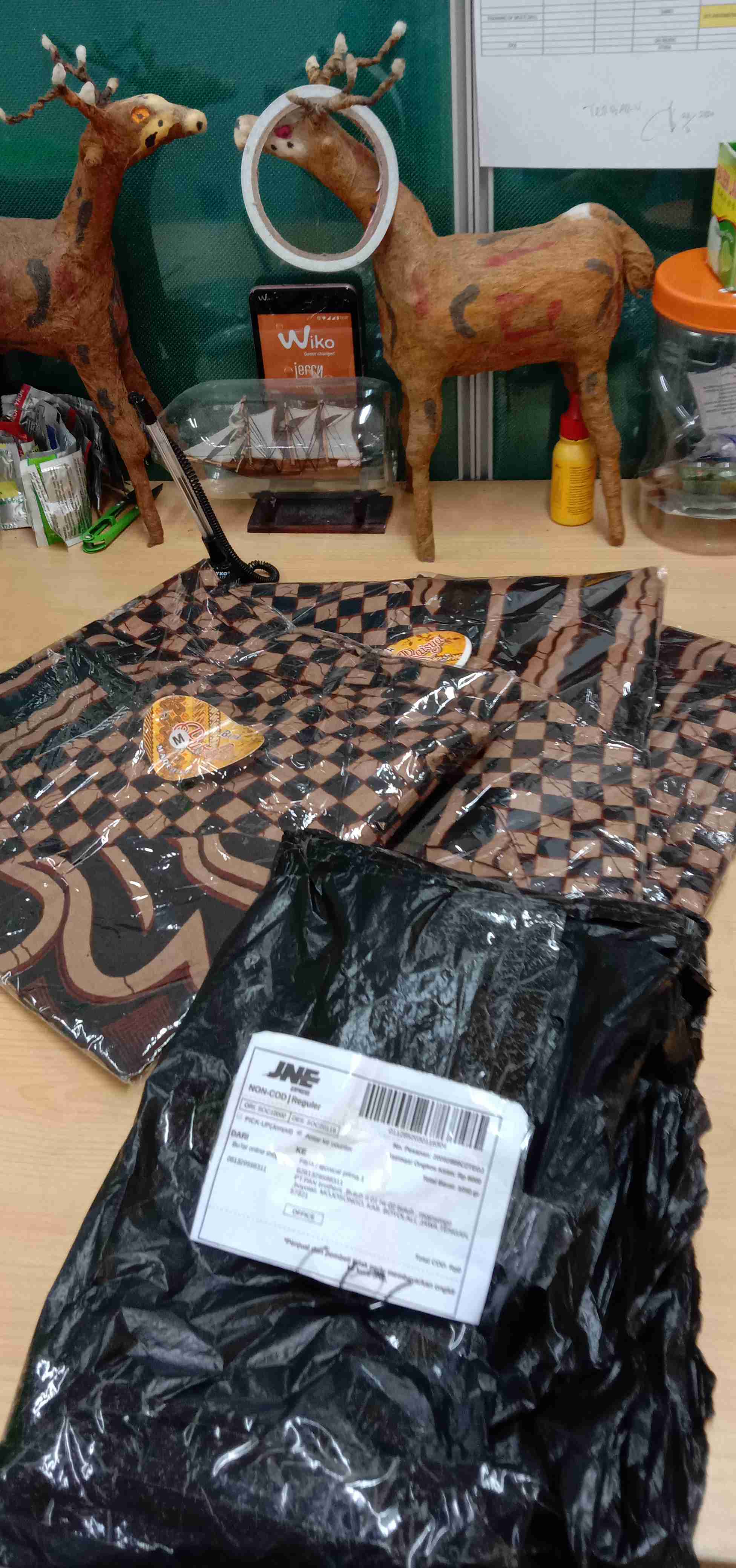 Batik Solo Tunic Genes Ziggy Tali Atasan Tunik Wanita Kerja Kantor Dan Kondangan
