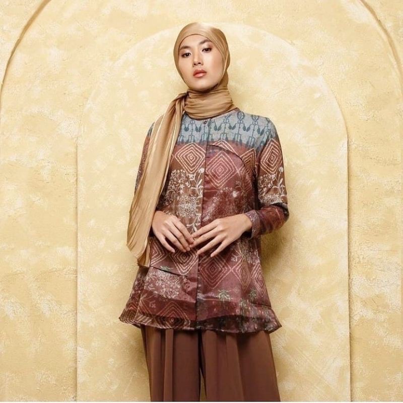 Lhasa top size M (NEW) bundling