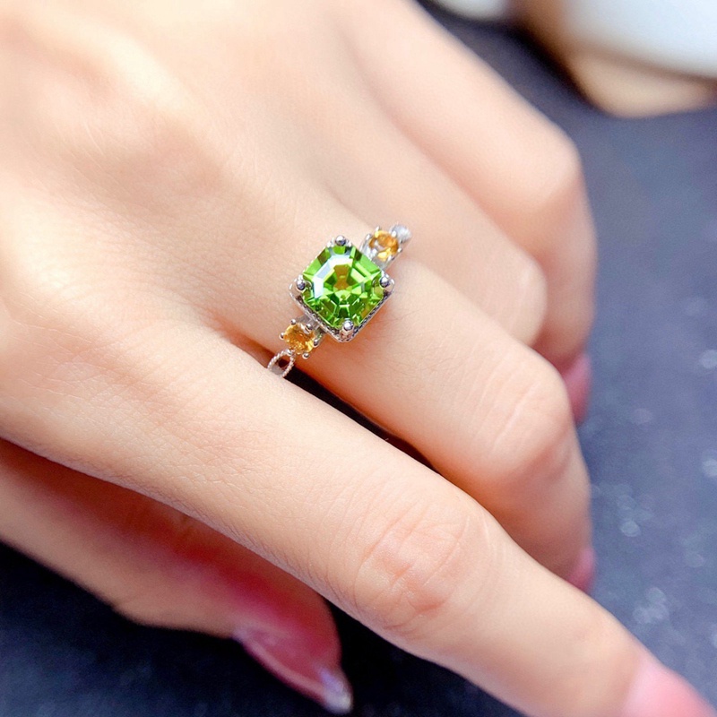 Cincin Klasik Minimalis Dengan Cubic Zirconia AAA Bentuk Kotak Warna Hijau Untuk Wanita