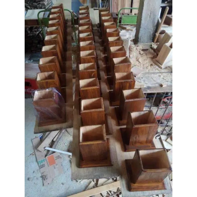 Tempat sendok kayu unik tatakan sendok kayu pinus pilihan-3