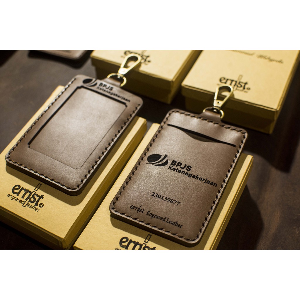 

ERNIST - ID Card Holder Singkarak A13
