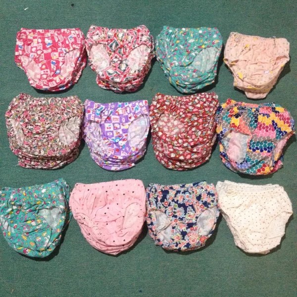 20pcs (1kodi) CD Celana Dalam Anak Motif