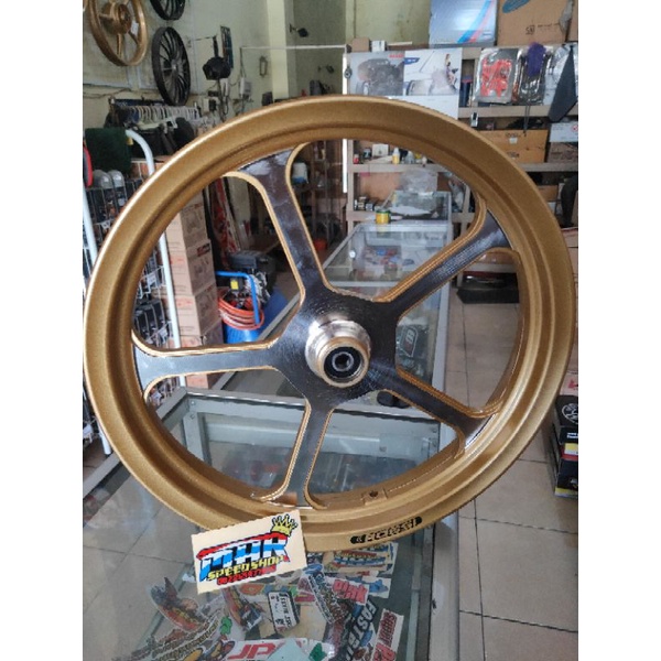 Vrossi Venom Halley copy x-mode / copy enkei