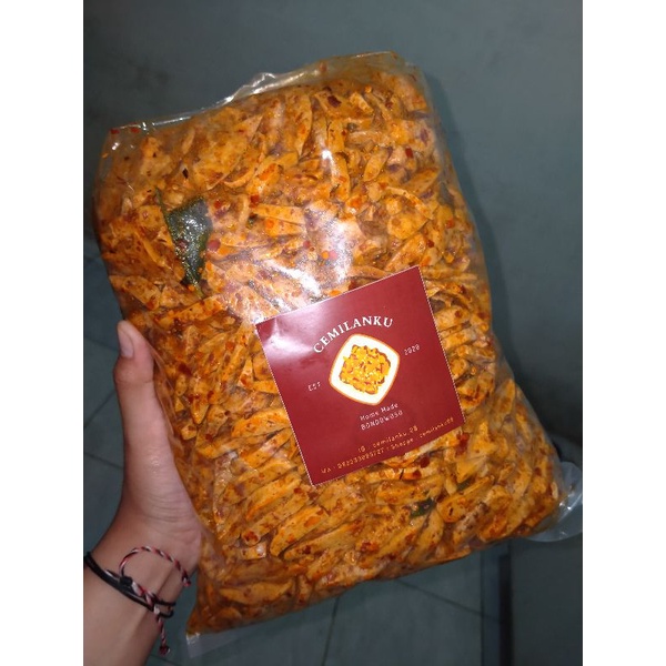 

ANEKA SNACK KEMASAN 1 KG RESELLER/ NON RESELLER WELCOME(BASRENG PEDAS,KERIPIK KACA,NDOG LEWO/CIMOL CRISPY/MAKARONI/MIELIDI) SNACK KILOAN MURAH/CEMILAN KILOAN MURAH CEMILANKU08