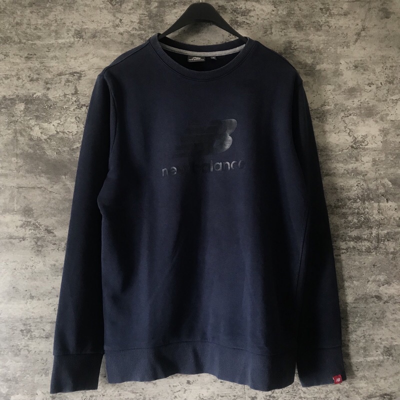 new balance crewneck