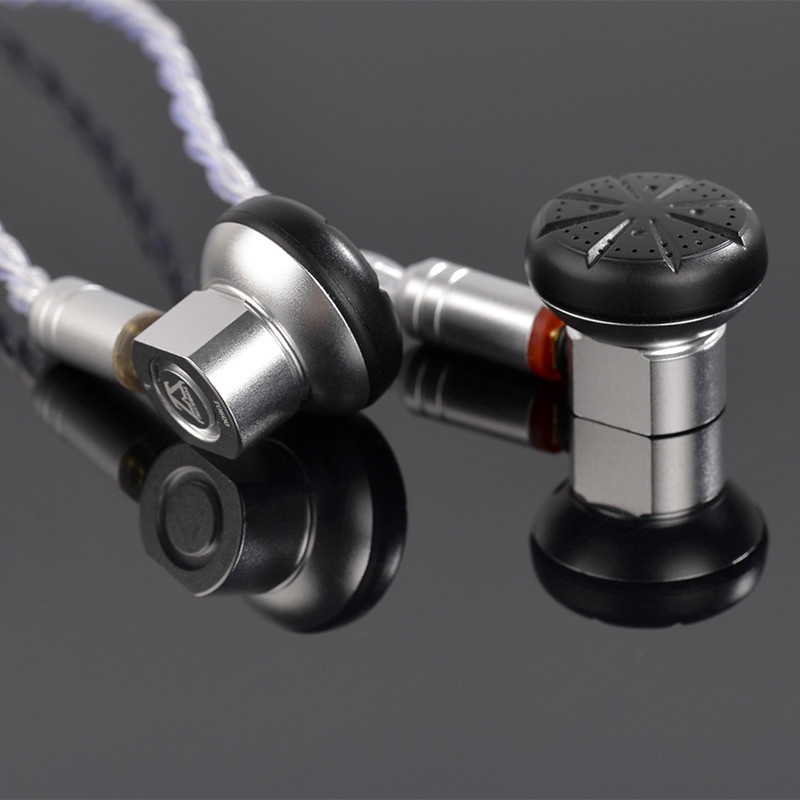 Toneking TO600 Headset Earphone Earbuds Metal Stereo HIFI 600ohm Impedansi Tinggi Dengan Kabel MMCX Bisa Dilepas BL1 TO4