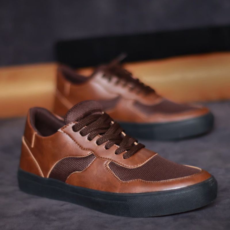 WOLFxNIRO |Sepatu Sneaker Kulit Pria Casual sneakers Sepatu Casual Pria Sepatu Pria Sneakers Sepatu Casual Cowo/Cowok Sepatu Kasual