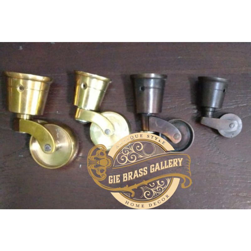 Roda Kaki Kursi Kuningan - Model 3