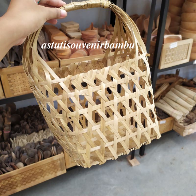 

GOODIEBAG TAS KERANJANG BAMBU TAS BELANJA ALAS 15x15cm t15cm