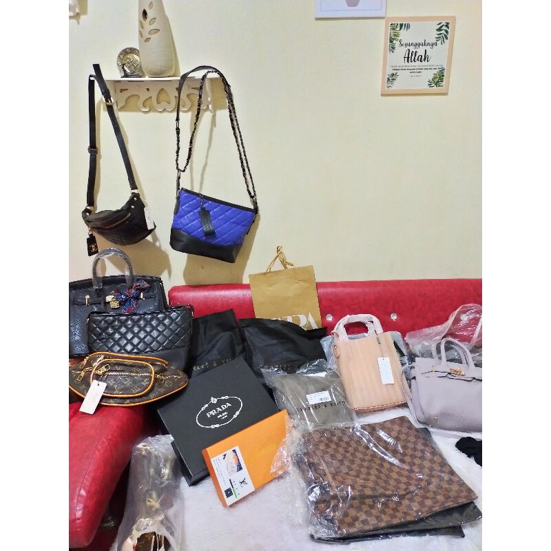 CO LIVE TAS HERME & WB LV