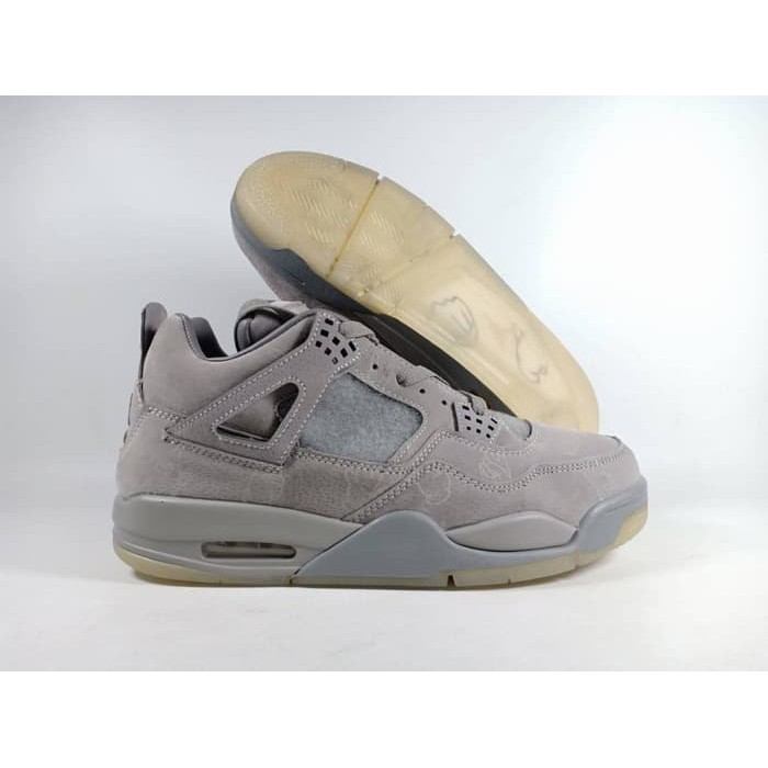 Sepatu Basket Jordan 4 Kaws Grey