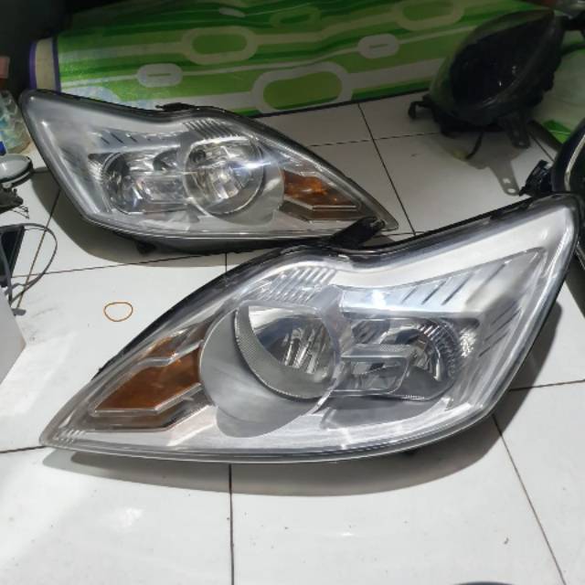 Headlamp Ford Focus 2010