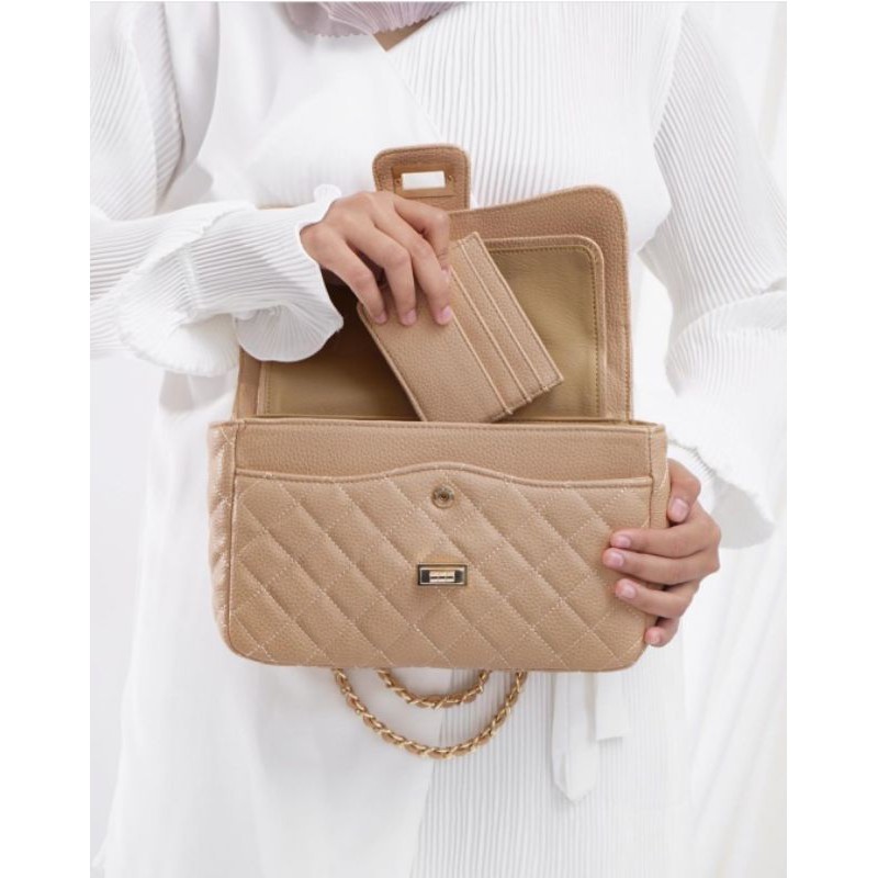 BOSTON CLASSIC BEIGE by Local.id