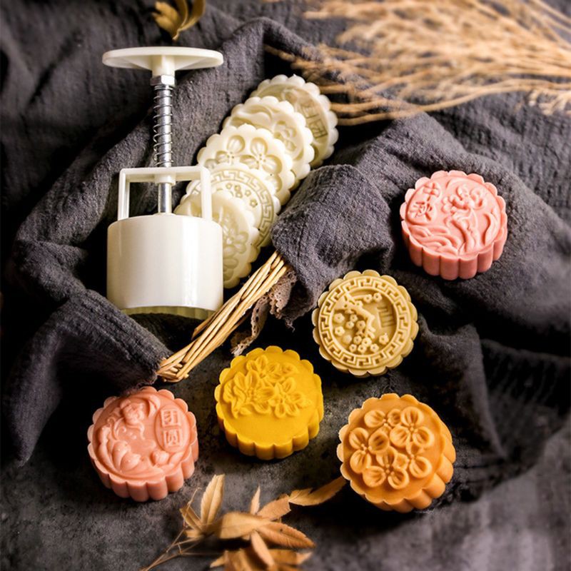 Cetakan Adonan Kue Desain Mooncake Moon Cake dengan 5 Cetakan Adonan Kue Desain Mooncake Moon Cake dengan 5