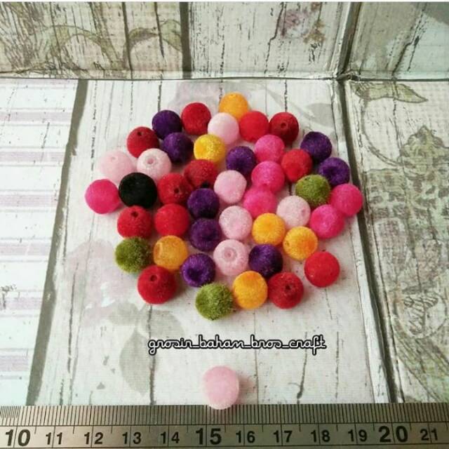 Bola Beludru 10mm (isi +- 45 pcs)