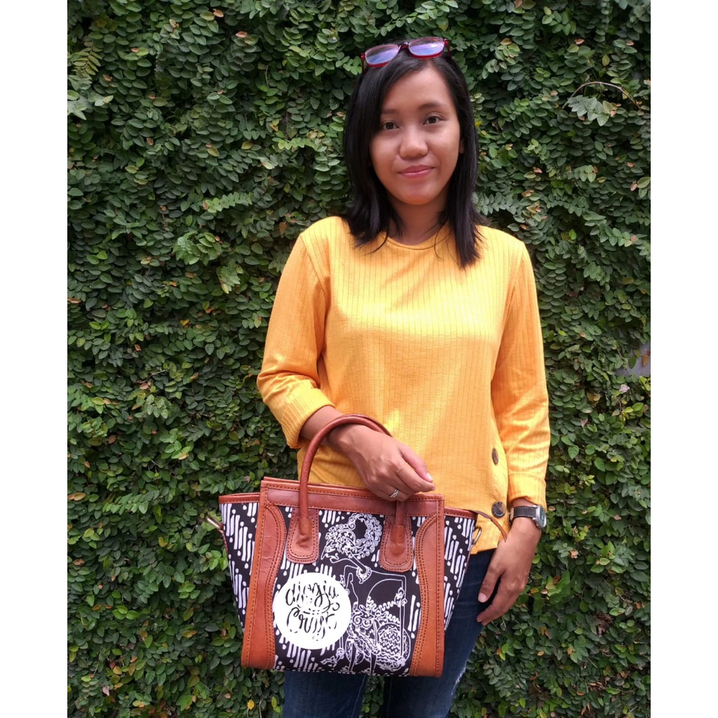 Tas Kulit Batik Wayang Cellyne Mini