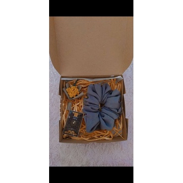 

set hampers/ kado (sudah termasuk minigold)