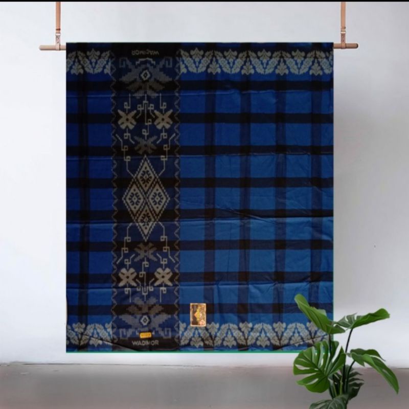 sarung Wadimor balimoon kembang kotak kotak