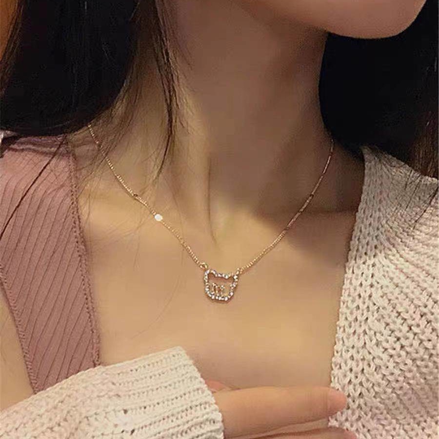 Niche desain beruang kalung wanita sweater chain Panjang 2021new cahaya mewah pendek klavikula jarin