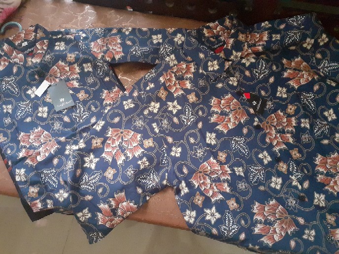 Kemeja Batik Anak Slimfit Warna Biru Motif Bunga Oranye