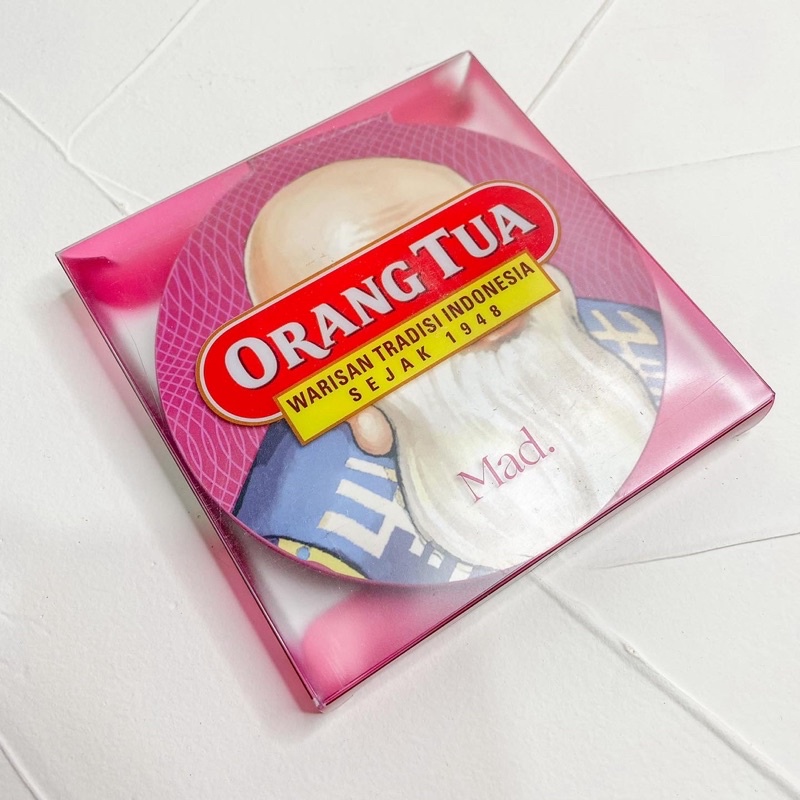 Orang Tua X Mad for Makeup Serum Infused Eye Papalette Eyeshadow Palette