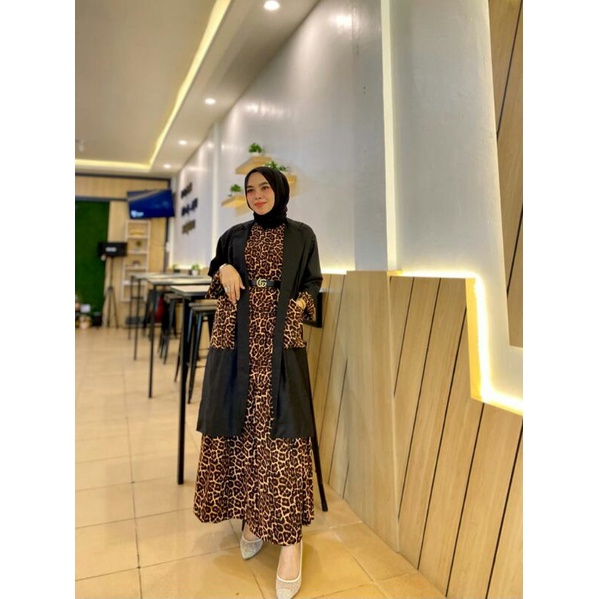Cleo Dres +  Outer
