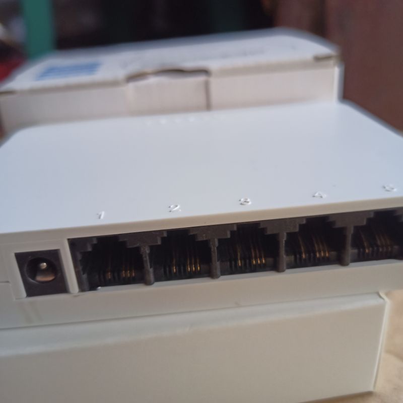 Switch HUB 5 PORT 10/100Mbps Splitter LAN