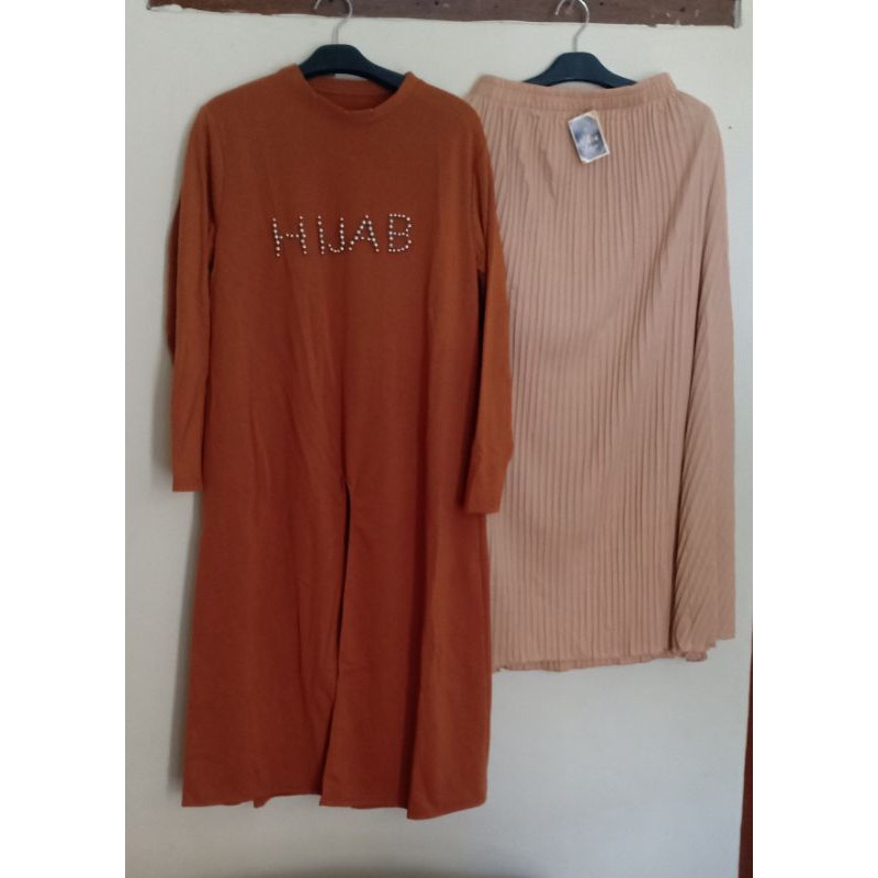 SET TUNIK DAN ROK PLISKET