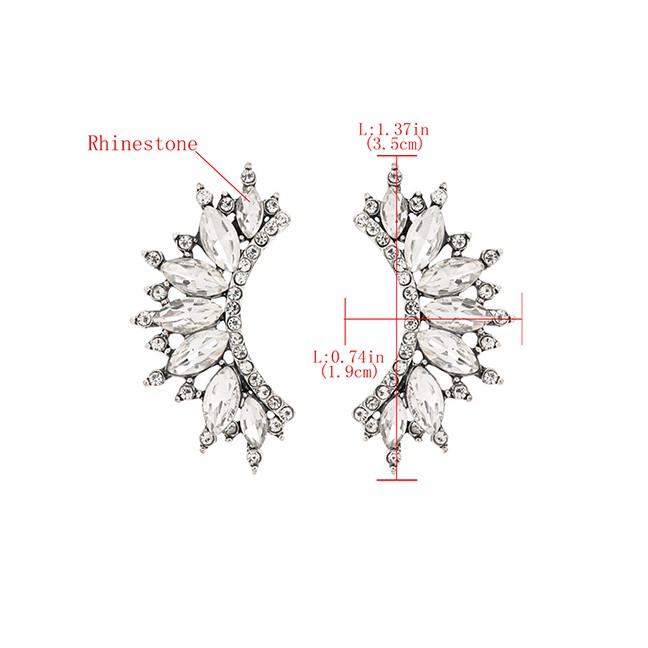 LRC Anting Tusuk Fashion Alloy Scallop Geometric Diamond Earrings K04333