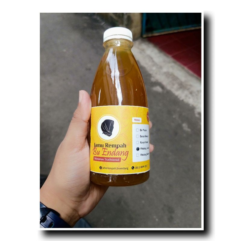 

WEDANG UWUH MINUMAN JAMU TRADISIONAL