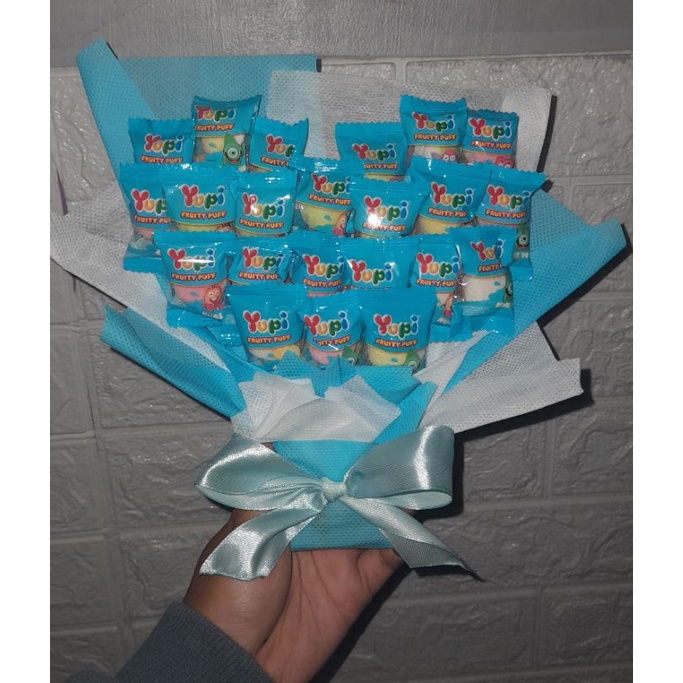 

Buket permen yupi mini (kecil) warna biru