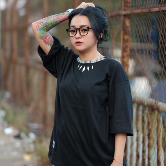 Kaos Oversize Oversized T Shirt Pria Wanita Unisex Distro Original Streetwear Cotton Combed 20s Sablon Plastisol Rubber Ink Dewasa Keren Murah Berkualitas Premium Cowok Cewek WARNA HITAM MRKO OVERSIZE009