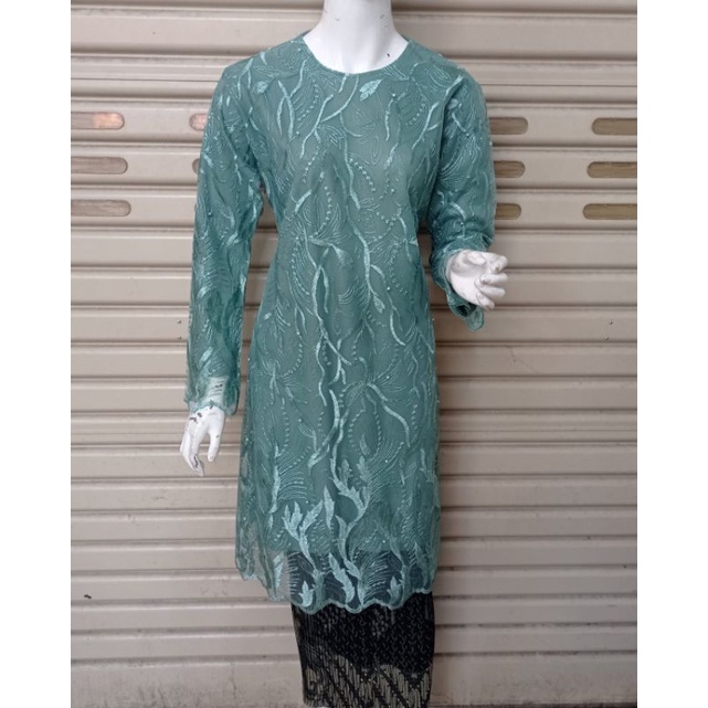 Kebaya / Kebaya Tunik Tulle / Setelan Kebaya / kebaya Modern /Set Kebaya Modern/Ajckebaya