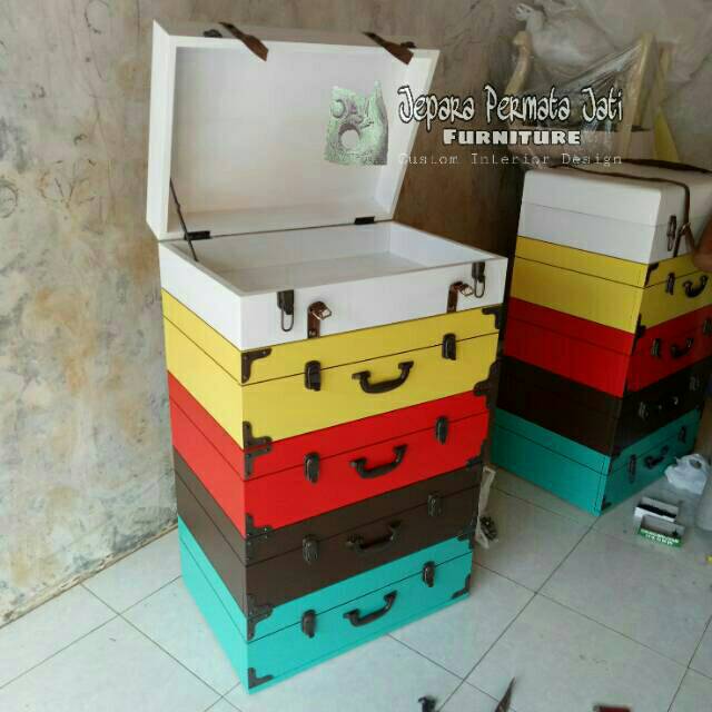 Nakas koper raffi ahmad vintage ( drawers france vintage furniture )