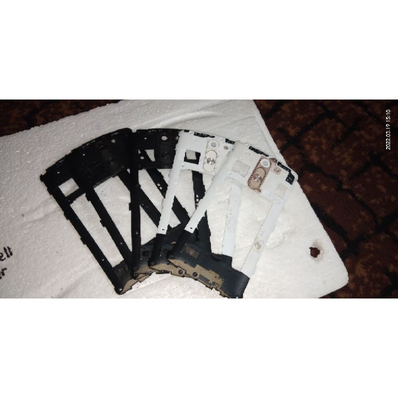 FRAME TUTUP MESIN LG G3 STYLUS D690-PUTIH HITAM-TANPA FLEKSIBEL ON OFF