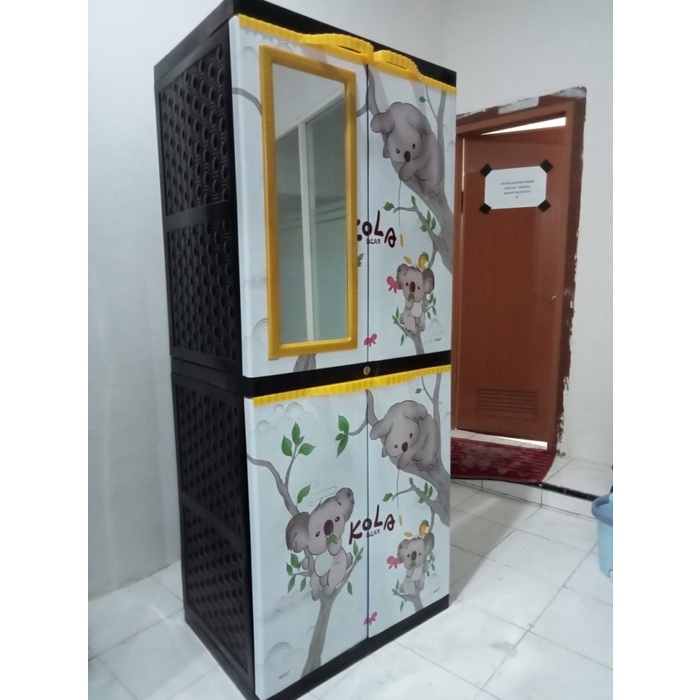 LEMARI PLASTIK (SINBAK SUER CABINET+KACA) MOTIF COLA