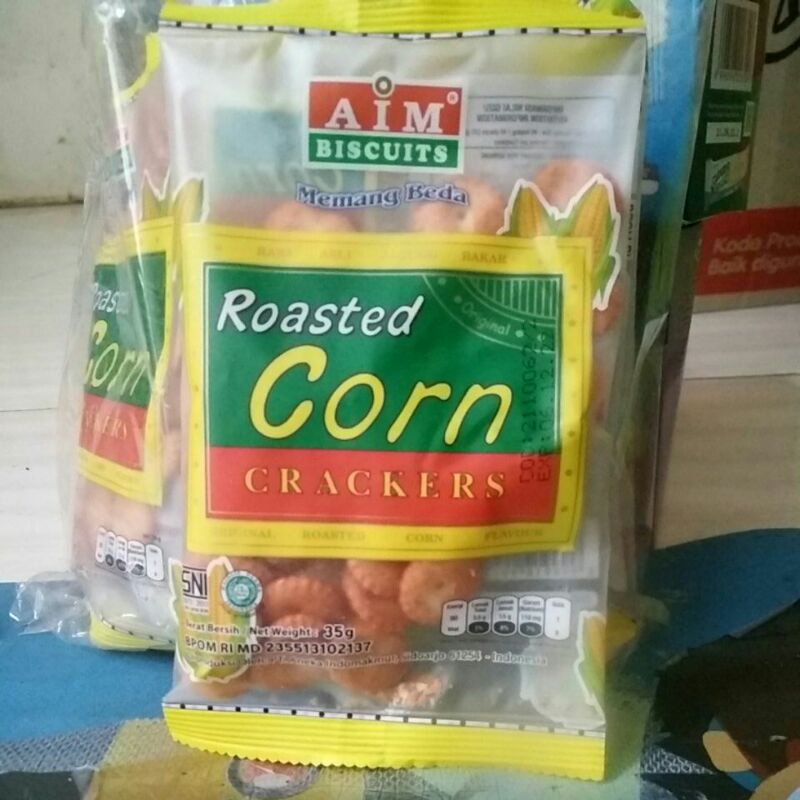 

isi 10 pc roasted corn crackers 35 gram AIM biskuit