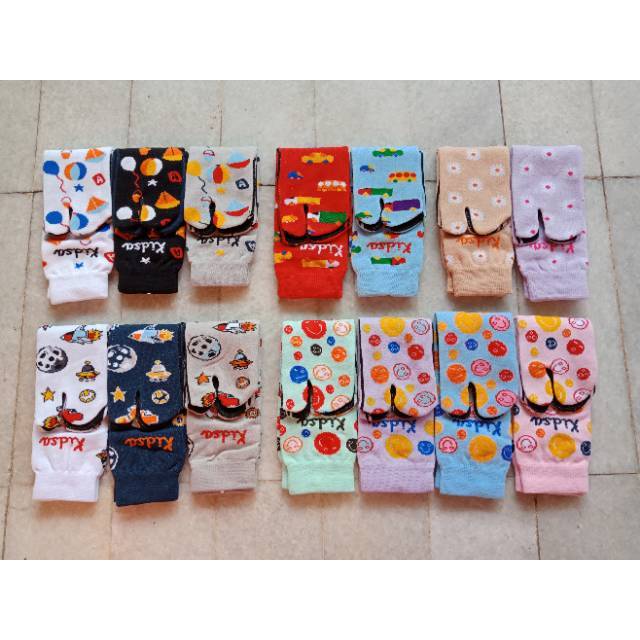 Kaos kaki kanik anak kidsa laki laki perempuan motif smile picnic space sunflower aljabar flower polkadot traveli alfabet