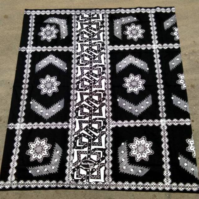 Sarung Batik Az-Zahir Syubbanul Muslimin